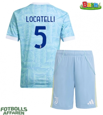 Juventus Manuel Locatelli #5 Bortaställ Barn 2025-26 Kortärmad (+ Korta byxor)